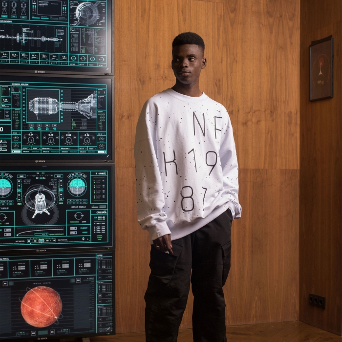 Asteroid Sweatshirt [Base Line 3]